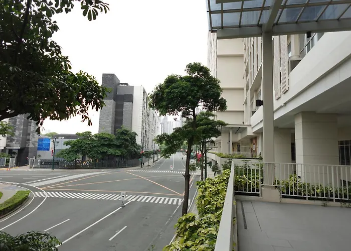 At Park Mckinley West