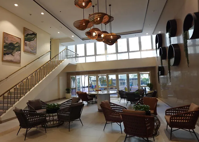 At Park Mckinley West 4*