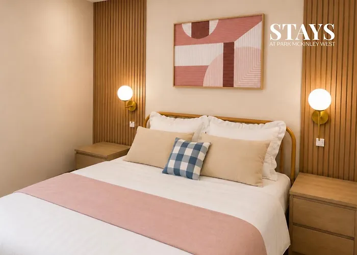 アパートホテル At Park Mckinley West A&b And C&d 4*